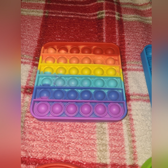 =^10 Shape Pop its fidgets - Picture 10 of 12